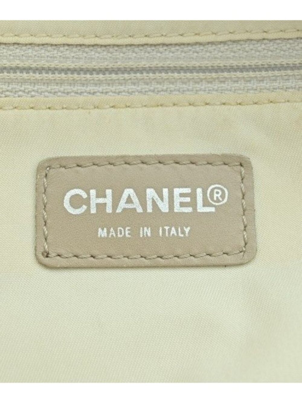 Chanel Boston Bag Travel Bags Beige - Picture 4 of 8
